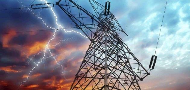 % لماذا يستخدم الجهد العالي لنقل الكهرباء