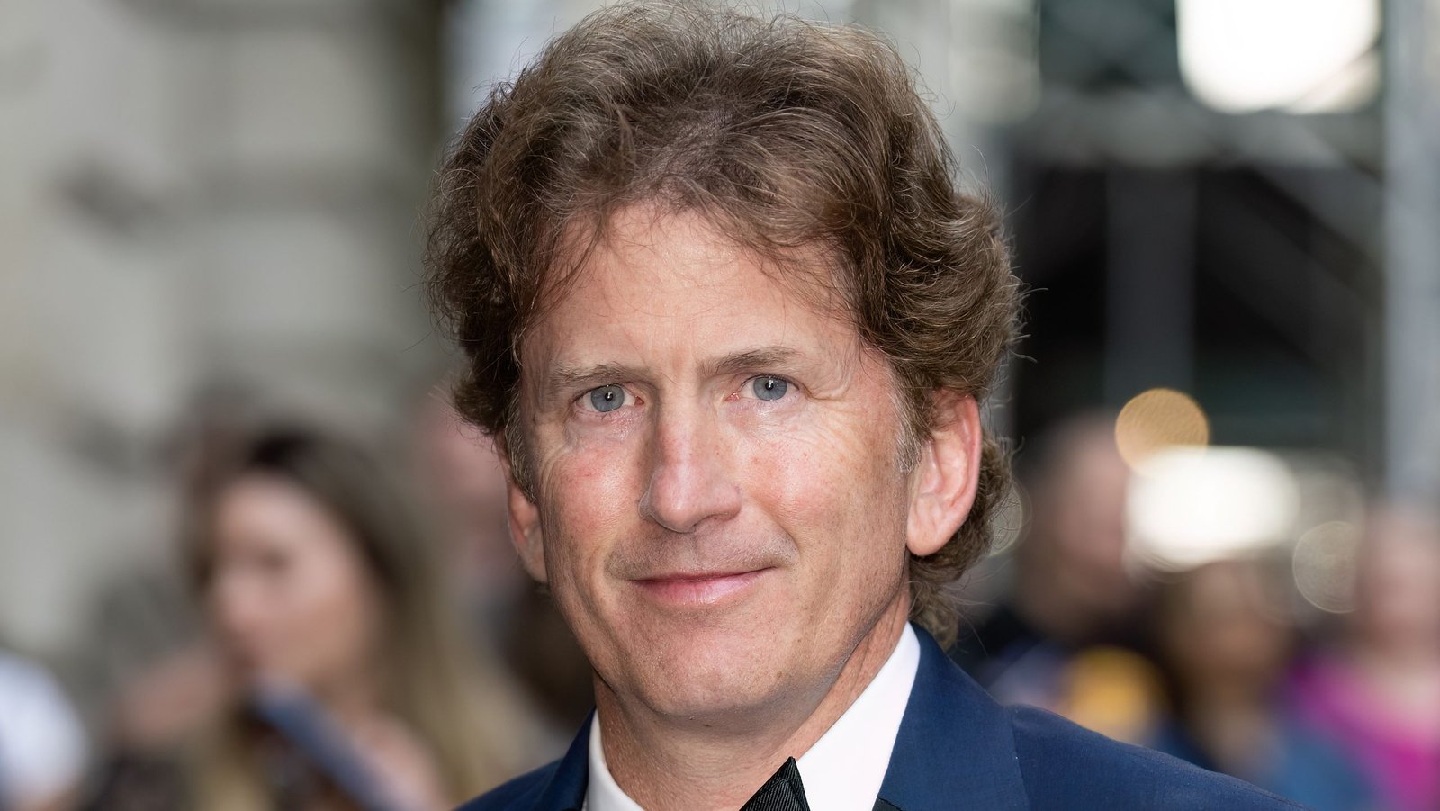 Todd Howard: "الذكاء الاصطناعي لن يحل محل 'النية الإبداعية' البشرية، ولكنه أداة هامة في أدوات بناء العوالم في Bethesda"