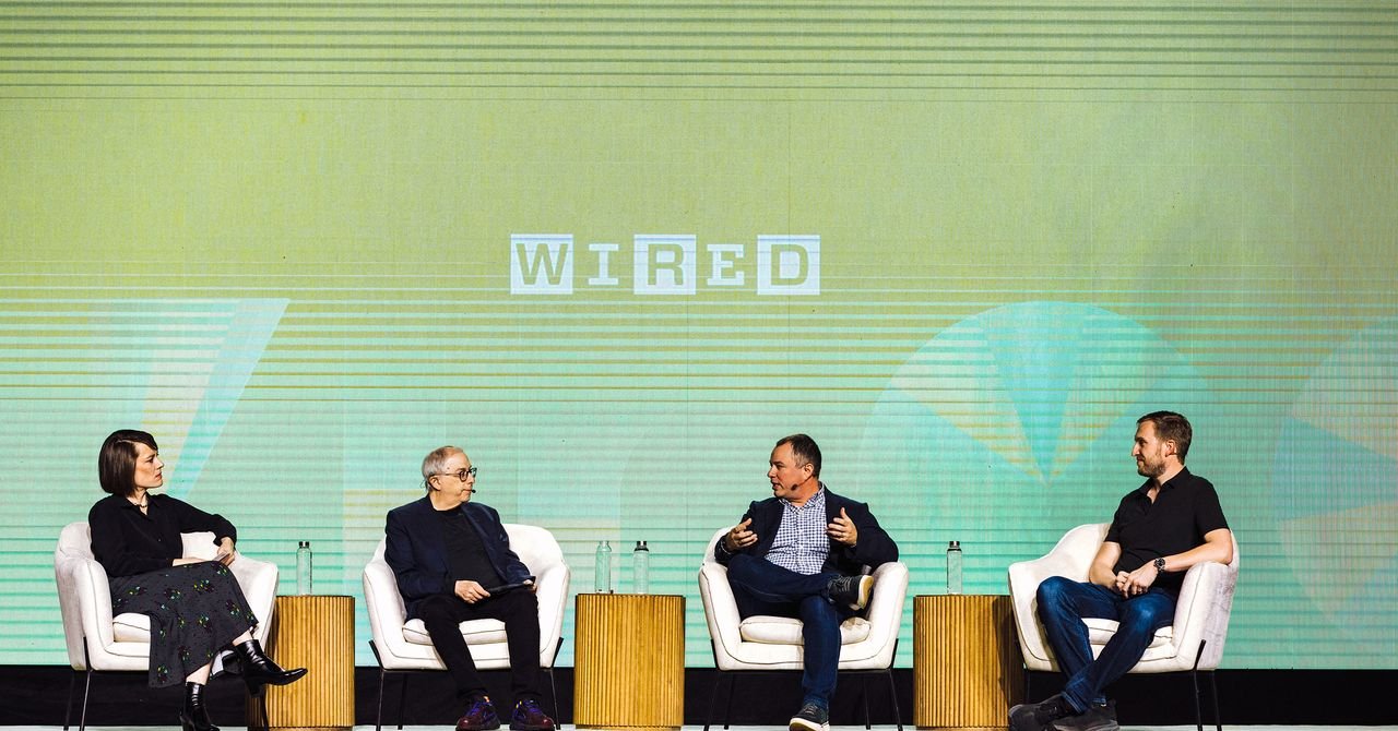 "Urgent Action Needed to Rescue Silicon Valley from Its Own Challenges"