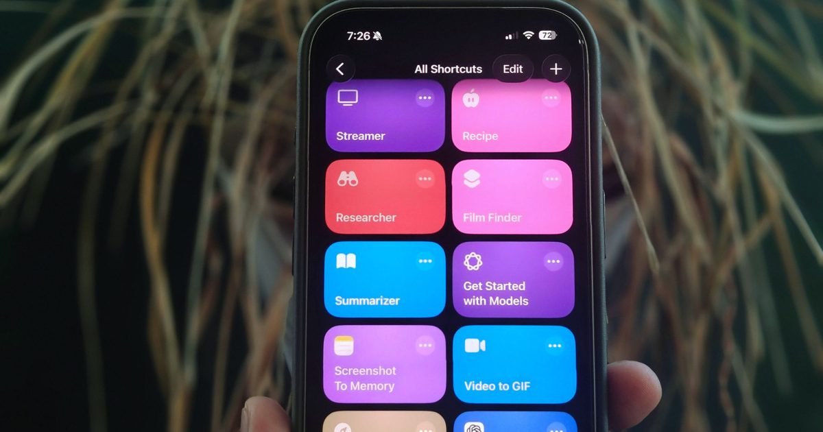 استكشف تطبيق اختصارات iPhone: إمكانيات وأفكار مبتكرة لمهامك اليومية "استكشف إمكانيات تطبيق اختصارات iPhone: حيل ذكية قد لا تعرفها بعد!"