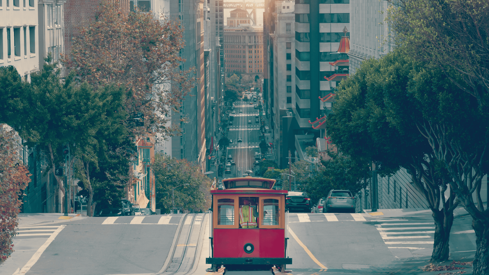 استكشف سان فرانسيسكو بأسعار معقولة دون المساس بالأناقة