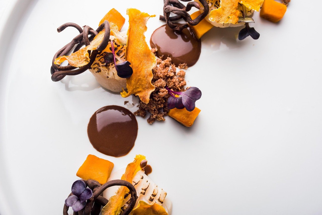 تزايد حالات الإصابة بسرطان الثدي العدواني بين النساء الشابات: توجهات مقلقة في الصحة العامة