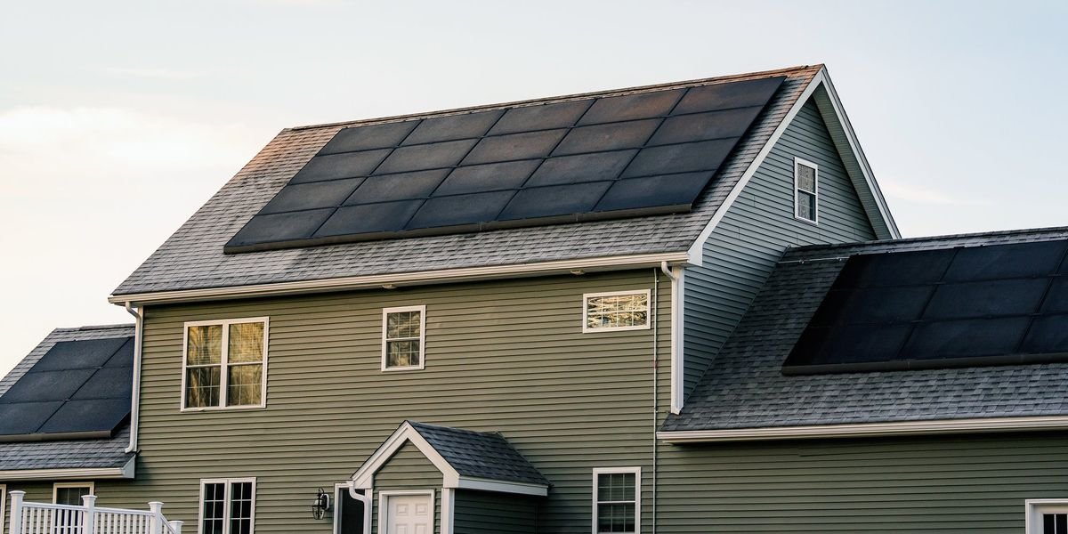 "تسريع الابتكارات البرمجية نحو بلوغ مزارع الطاقة الافتراضية لمقاييس الشبكة الكهربائية"