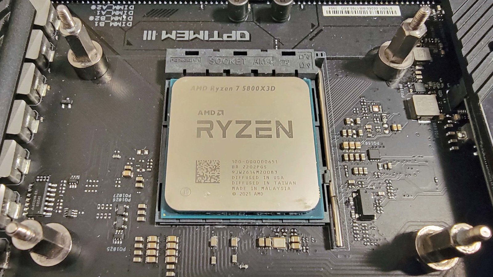 رئيس AMD Ryzen يكشف عن خطط لإعادة إصدار معالجات Zen 3 لمواجهة ارتفاع أسعار RAM
