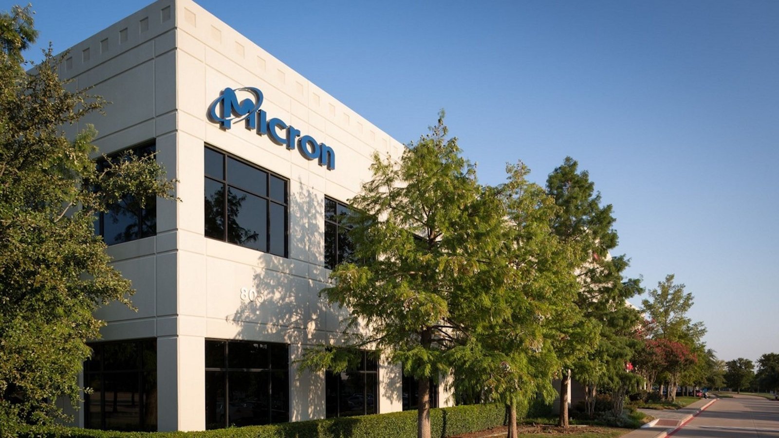 Micron تبدأ قريبًا تنفيذ مشروع Megafab بقيمة 100 مليار دولار لإنتاج 40% من DRAM في نيويورك بحلول 2040
