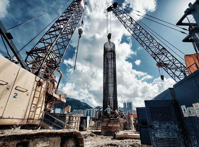 تقييد Reinforcement في Concrete Piles وتأثيره على كفاءة الأساسات الخرسانية
