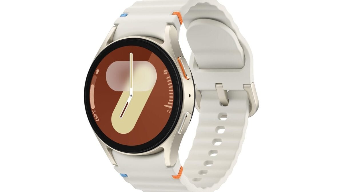 Samsung تخفض سعر Galaxy Watch 7 لتنظيف مخزون الساعات الذكية في بيئات تشغيل منصات الألعاب Samsung تخفض سعر Galaxy Watch 7 لتنظيف مخزون الساعات الذكية في بيئات تشغيل منصات الألعاب