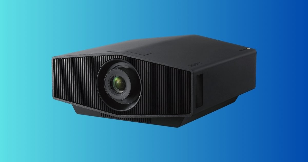 تخفيض 1,000 دولار على جهاز العرض Sony VPL-XW5000ES 4K Laser تخفيض 1000 دولار على جهاز العرض الليزري Sony VPL