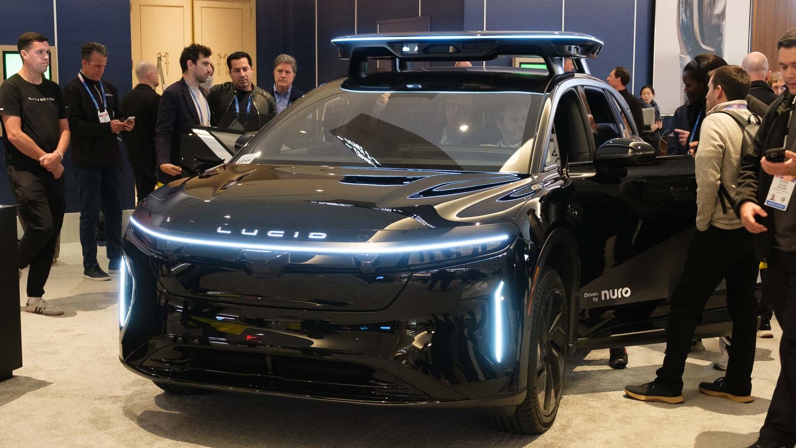 Lucid CEO يعيد تشكيل فريق البرمجيات بعد إطلاق Gravity المشكل Lucid CEO يعيد تشكيل فريق البرمجيات بعد إطلاق Gravity المشكل