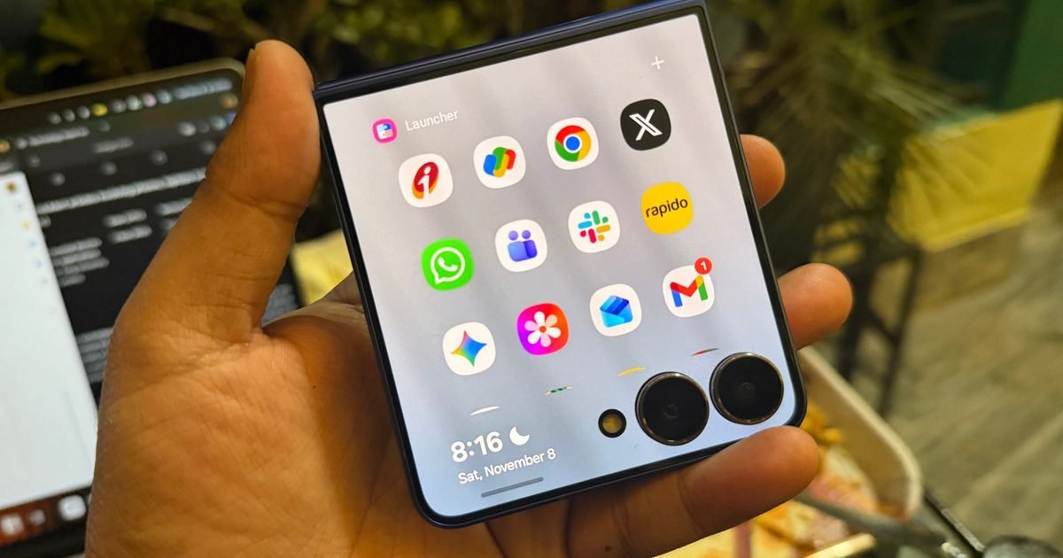 سامسونج تعتمد معالج Exynos 2600 في هاتف Galaxy Z Flip 8 الجديد سامسونج قد تعتمد على شريحة Exynos 2600 في تشغيل Galaxy Z Flip 8