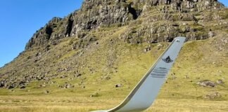 نصب Aircraft Mechanics Creed في Kalfafellsstadur بأيسلندا يحتفي بمهنة صيانة الطائرات
