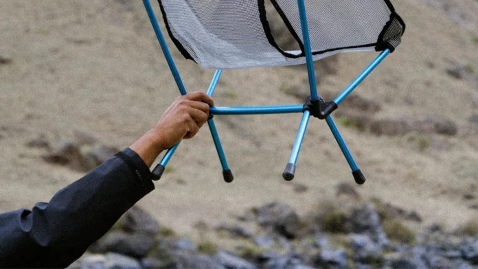 إصدار Ultralight Camp Chair الأخف وزنًا من بين أفضل كراسي التخييم المحمولة
