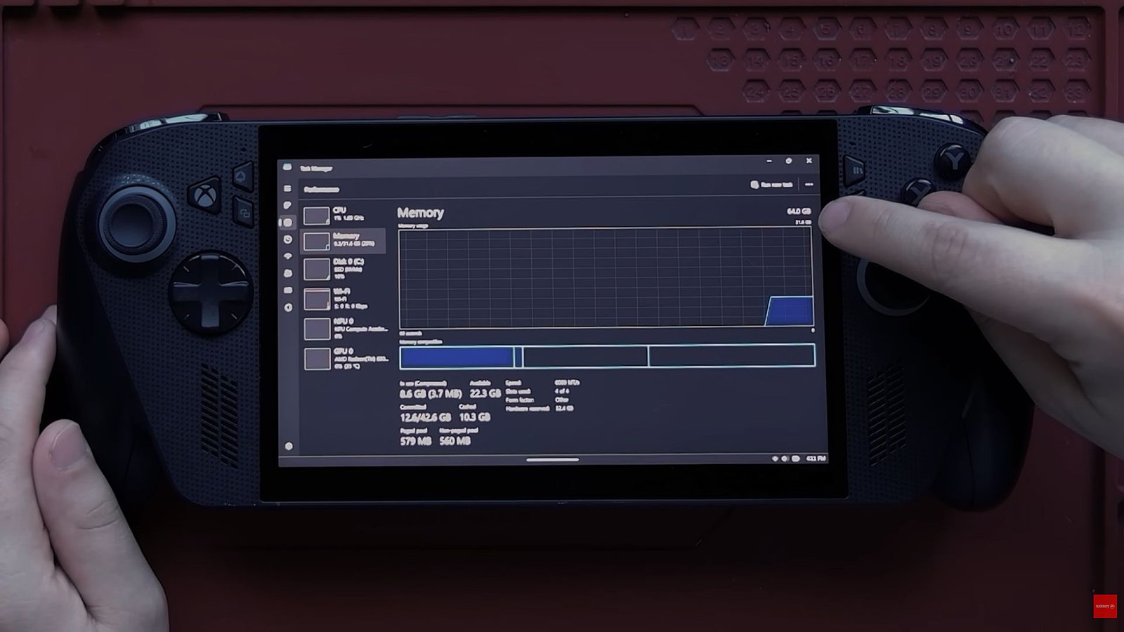 ترقية ذاكرة Asus ROG Xbox Ally X إلى 64 جيجابايت بتقنيات التلحيم و BIOS Modder يزيد ذاكرة Asus ROG Xbox Ally X إلى 64GB عبر لحام متقدم وتعديل BIOS