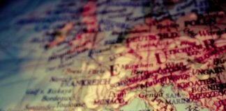 قوة خفية تحت Atlantic تسببت في تشقّق كانيون بطول 500 كيلومتر
