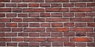 تصميم Ironbark House: توازن بين الطبيعة والحداثة بأسلوب معماري مستدام تصميم Ironbark House بأسلوب Not All Architecture: دراسة هندسية معمارية متخصصة