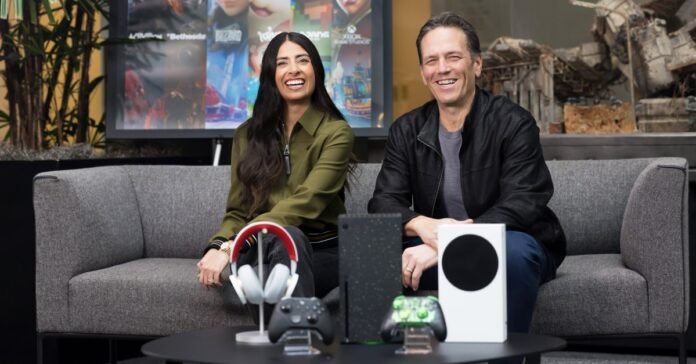 استقالة Phil Spencer وSarah Bond من Microsoft وتأثيرها على هندسة Xbox وتطويرها
