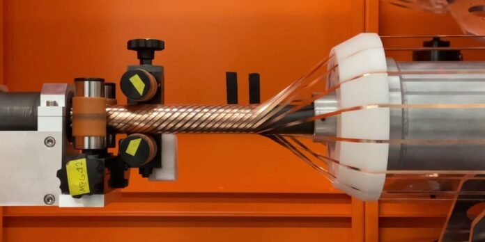 استثمار مايكروسوفت 75 مليون دولار في تطوير تقنيات Superconductors الكهربائية
