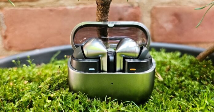 سلسلة Samsung Galaxy Buds 4 قد تقدم مفاجأة إيجابية لمستخدميها من حيث السعر
