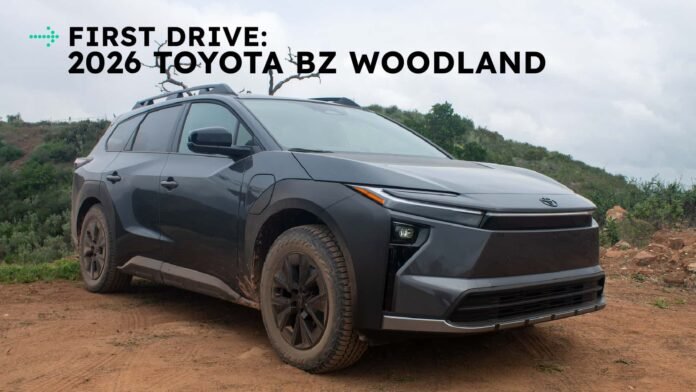 تجربة قيادة Toyota bZ Woodland 2026 الكهربائية: سيارة كبيرة تفتقر لميزات تقنية أساسية

