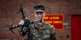 مشاة البحرية الأمريكية تطور طائرة درون HANX بتقنية 3D خالية من المكونات الصينية US Marine Corps تطور طائرة درون 3D مطبوعة بدون قطع من الصين بتصميم HANX modular adaptable