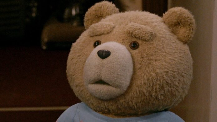 مراجعة الموسم الثاني من Ted وأدائه عبر منصات التشغيل والألعاب الرقمية
