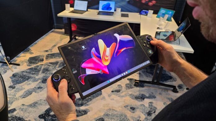 Lenovo Legion Go المحمول القابل للطي بأربعة أوضاع شاشة وشاشة POLED من 7.7 إلى 11.6 بوصة
