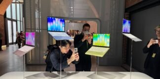 Apple تكشف عن MacBook Neo بسعر 599 دولار مع شريحة A18 Pro وعمر بطارية 16 ساعة وألوان متنوعة
