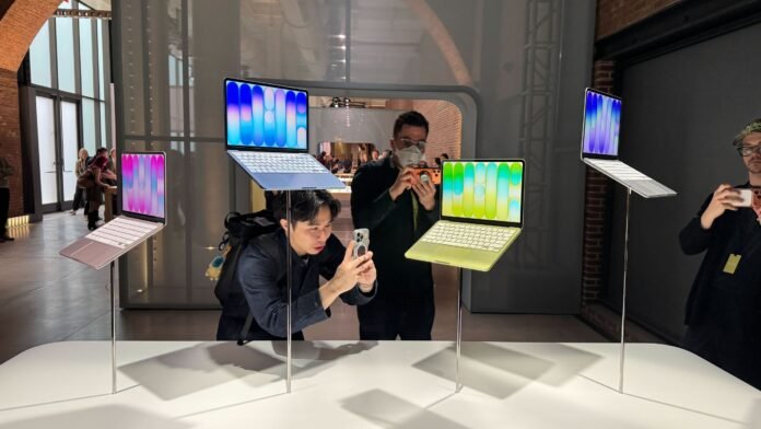 Apple تكشف عن MacBook Neo بسعر 599 دولار مع شريحة A18 Pro وعمر بطارية 16 ساعة وألوان متنوعة
