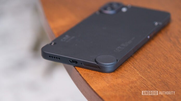 باحثو أمن يخترقون هاتف Nothing بمعالج MediaTek خلال 45 ثانية فقط
