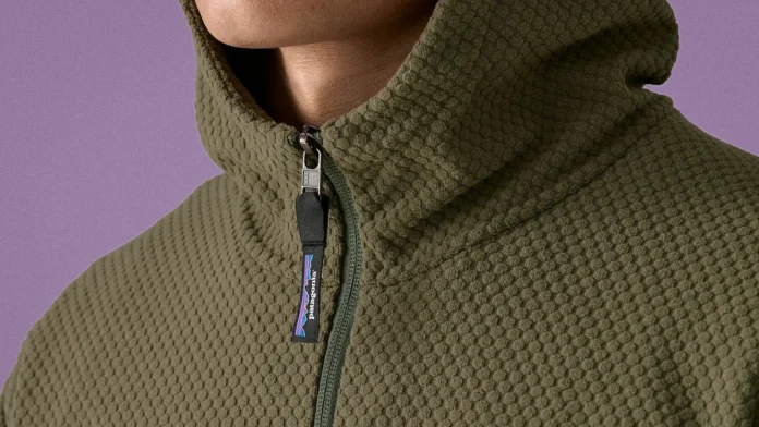Patagonia تخفي ببراعة مادة أداء كلاسيكية طورتها لعقود
