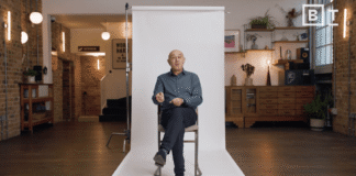 نظرية الكون الكتلي: كل لحظة زمنية موجودة في Spacetime نظرية The block universe: كل لحظة موجودة بالفعل ضمن الزمن المتكامل