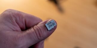 اختبار H2testw: الكشف الفني عن بطاقات microSD المزيفة قبل تلف البيانات
