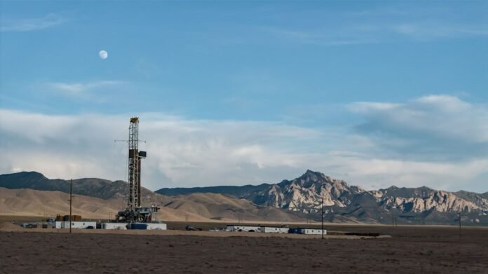 Geothermal Groundbreakers: مشاريع تعيد تعريف أنظمة القدرة في الطاقة المتجددة
