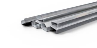 تصميم مشروع Georgian Bay Beach House بمعايير هندسية ومعمارية دقيقة بواسطة &Pierre
