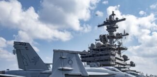 تصميم LPS Residence من Davidov Architects: نهج معماري هندسي متكامل تصميم LPS Residence من Davidov Architects: نهج معماري هندسي متكامل