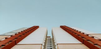 تصميم Floating House: دراسة معمارية متقدمة بواسطة CTA Creative Architects
