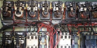 Murali Bisa: خبرة تقنية في أنظمة القدرة والكهرباء الكهربائية
