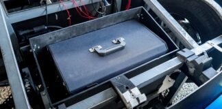 Aria EV تتحدى صناعة السيارات بتصميم Repairable يُعزز القدرات الكهربائية
