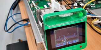 تشغيل لعبة Doom بواسطة 200,000 خلية عصبية بشرية حية على رقاقة microchip مع فيديو Cortical Labs CL1
