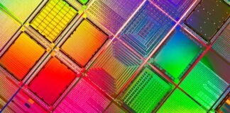 تقرير: ضغط ذاكرة AI يدفع سوق DRAM لاعتماد نموذج التسعير الساعي وصراع الشركات الصغيرة والمتوسطة
