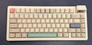 مراجعة لوحة المفاتيح Epomaker RT82: تصميم Retro مع أداء هادئ ومتين
