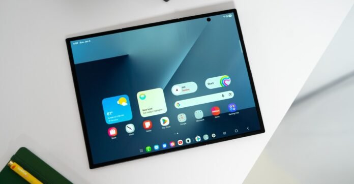 سامسونج توقف إنتاج هاتف Galaxy Z TriFold بعد ثلاثة أشهر فقط من الإطلاق
