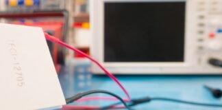 محاكي AI Neural يسرّع تصميم مولدات Thermoelectric بالأنظمة الميكانيكية
