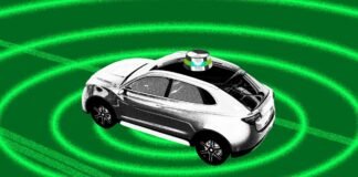 شركات Robotaxi تلتزم الصمت حول نسبة تدخل remote operators في التشغيل
