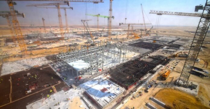 تهديد إيران لمركز بيانات OpenAI Stargate في أبوظبي وتأثيره الهندسي والتقني
