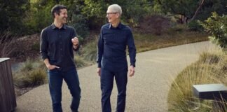 تنحي Tim Cook عن منصب Apple CEO وتعيين بديله مع التركيز على التطوير التقني
