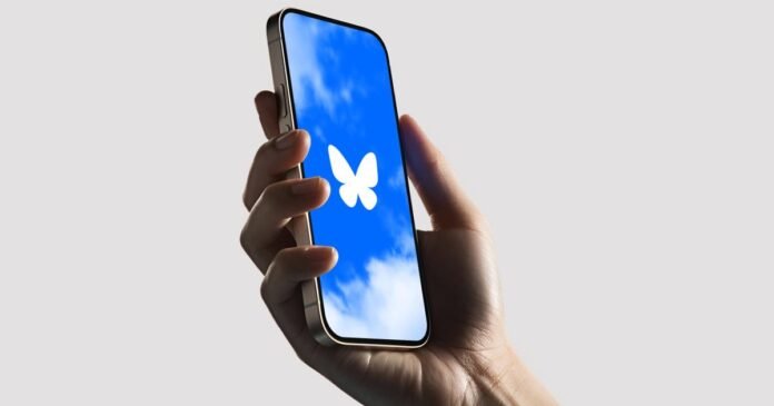 Bluesky تطور أداة ذكاء اصطناعي جديدة لتحرير المستخدمين من خوارزميات التواصل الاجتماعي
