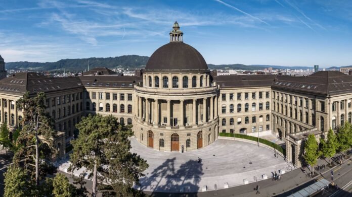 فوز الدكتور Karolina Łempicka
