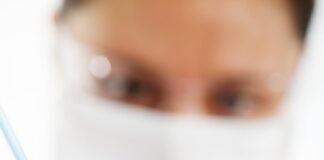 علماء يطورون دواء DNA ذكي يستهدف الخلايا السرطانية بدقة عالية علماء يطورون دواء DNA ذكي يستهدف الخلايا السرطانية بدقة عالية