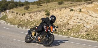 تحسين كفاءة أسطول City of Lethbridge بأنظمة Custom Utility Trailers الكهربائية
